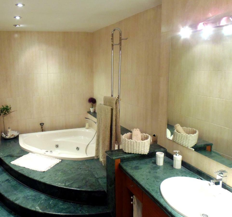 Apartamento Atico-Spa Santa Barbara Luaran gambar